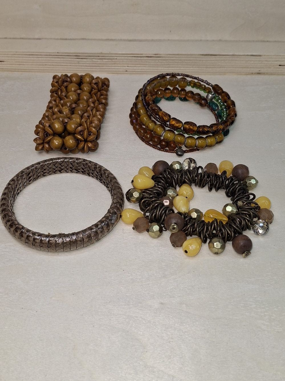 Mixed Brown and Yellow Women’s Bracelet Set
